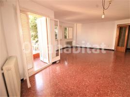 Pis, 130 m², Calle de Vallbona