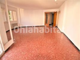 Pis, 130 m², Calle de Vallbona