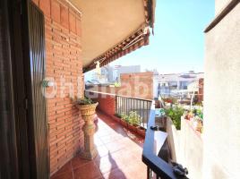 Apartamento, 121 m², cerca de bus y tren, Rambla de Joaquim Vayreda