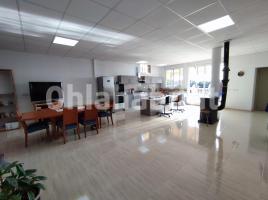 Casa (chalet / torre), 430 m², seminuevo