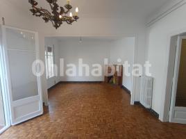 Louer pis, 111 m²