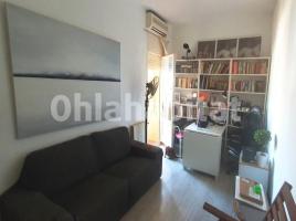 Àtic, 60 m², prop de bus i tren, Calle de Gelabert