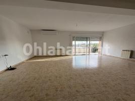Casa (unifamiliar adosada), 288 m², Calle l'Aigua Nova, 23