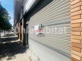 Business premises, 140 m², almost new, Calle de l'Empordà