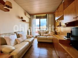 Àtic, 64 m², près de bus et de métro, Calle del Rosselló