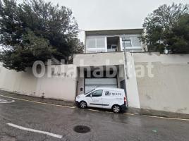 Houses (villa / tower), 404 m², almost new, Calle de l'Eucaliptus