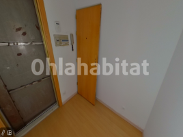 Dúplex, 85 m², cerca de bus y tren, Avenida de Cornellà, 4