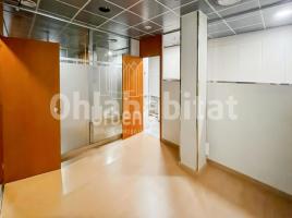 Lloguer local comercial, 194 m², Zona