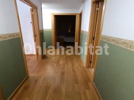 For rent flat, 90 m², almost new, Calle de Manresa