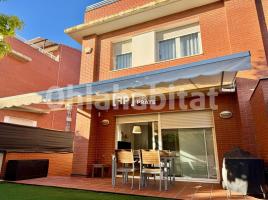 Houses (terraced house), 216 m², Zona