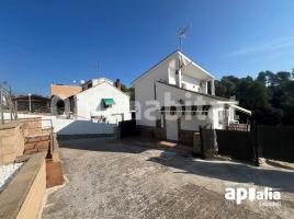 Casa (chalet / torre), 238 m²