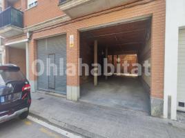 Local comercial, 204 m², cerca de bus y tren, Avenida de Roma, 281