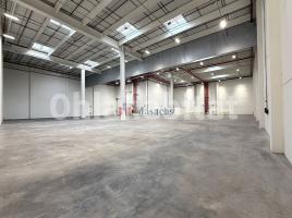 For rent industrial, 3068 m², Zona