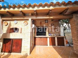 Casa (xalet / torre), 225 m²