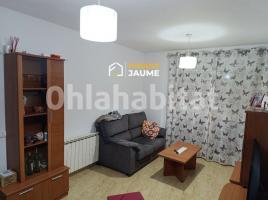 Piso, 60 m², seminuevo, Zona