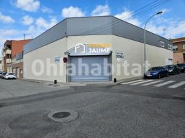Local comercial, 650 m², Zona