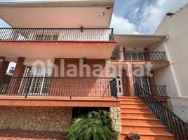 Casa (xalet / torre), 332 m²