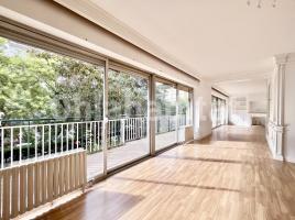 Piso, 230 m², cerca de bus y tren