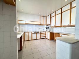Pis, 324 m², Calle del Pantà