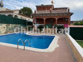  (xalet / torre), 360 m²