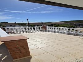 Casa (xalet / torre), 180 m²