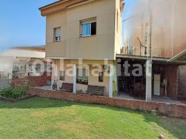 (xalet / torre), 176 m², presque neuf, Calle de Linares