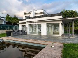 (unifamiliar aïllada), 407 m², presque neuf, Zona