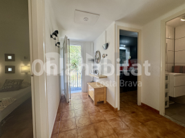 Apartament, 58 m²