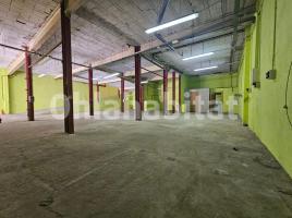 Alquiler local comercial, 571 m², Zona