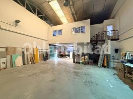 Nau industrial, 275 m², Zona