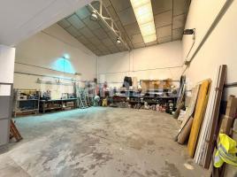 Nau industrial, 275 m², Zona