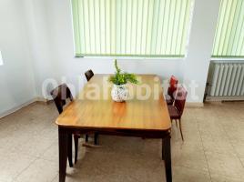 Alquiler estudio, 59 m², cerca de bus y tren, Avenida del Paral·lel