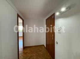 Alquiler piso, 176 m², cerca bus y metro, Calle Trias i Giró