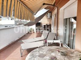 Àtic, 106 m², Calle de Joan Camisó