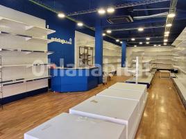 For rent business premises, 120 m², Calle de Ferrer i Busquets