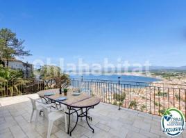 Houses (villa / tower), 325 m², Calle Ramon Llull, 21