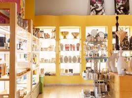 Local comercial, 235 m²