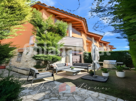Casa (unifamiliar aislada), 226 m², seminuevo
