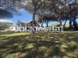 (unifamiliar aïllada), 369 m², Calle Canigó, 562