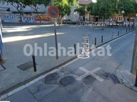 Louer , 12 m², Calle Agustí Montal