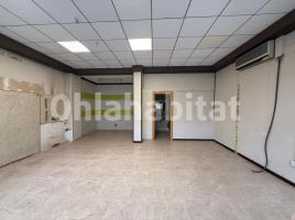 Local comercial, 50 m², prop de bus i tren, Avenida Generalitat