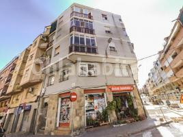 Pis, 67 m², prop de bus i tren, Calle Hierbabuena