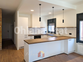 Pis, 91 m², Calle de Berga