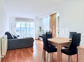 Àtic, 77 m², prop de bus i tren, Calle de l'Hospitalet