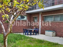 Flat, 85 m², almost new