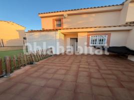 Houses (terraced house), 98 m², almost new, Calle de Venezuela