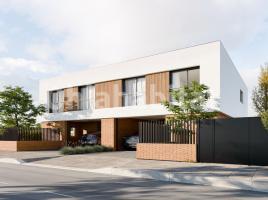 Houses (terraced house), 170 m², near bus and train, new