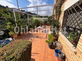 Casa (unifamiliar adosada), 236 m², Zona