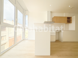 Dúplex, 90 m², seminou