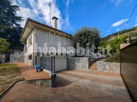 Casa (unifamiliar aislada), 326 m², seminuevo, Zona